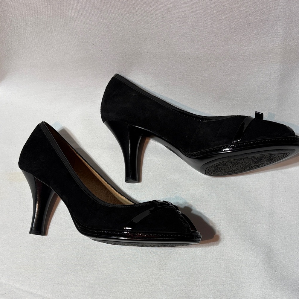 Sofft Black Brushed Suede Open-Toe Mid Heel Pumps with Bow Accent 8 M - Picture 4 of 11